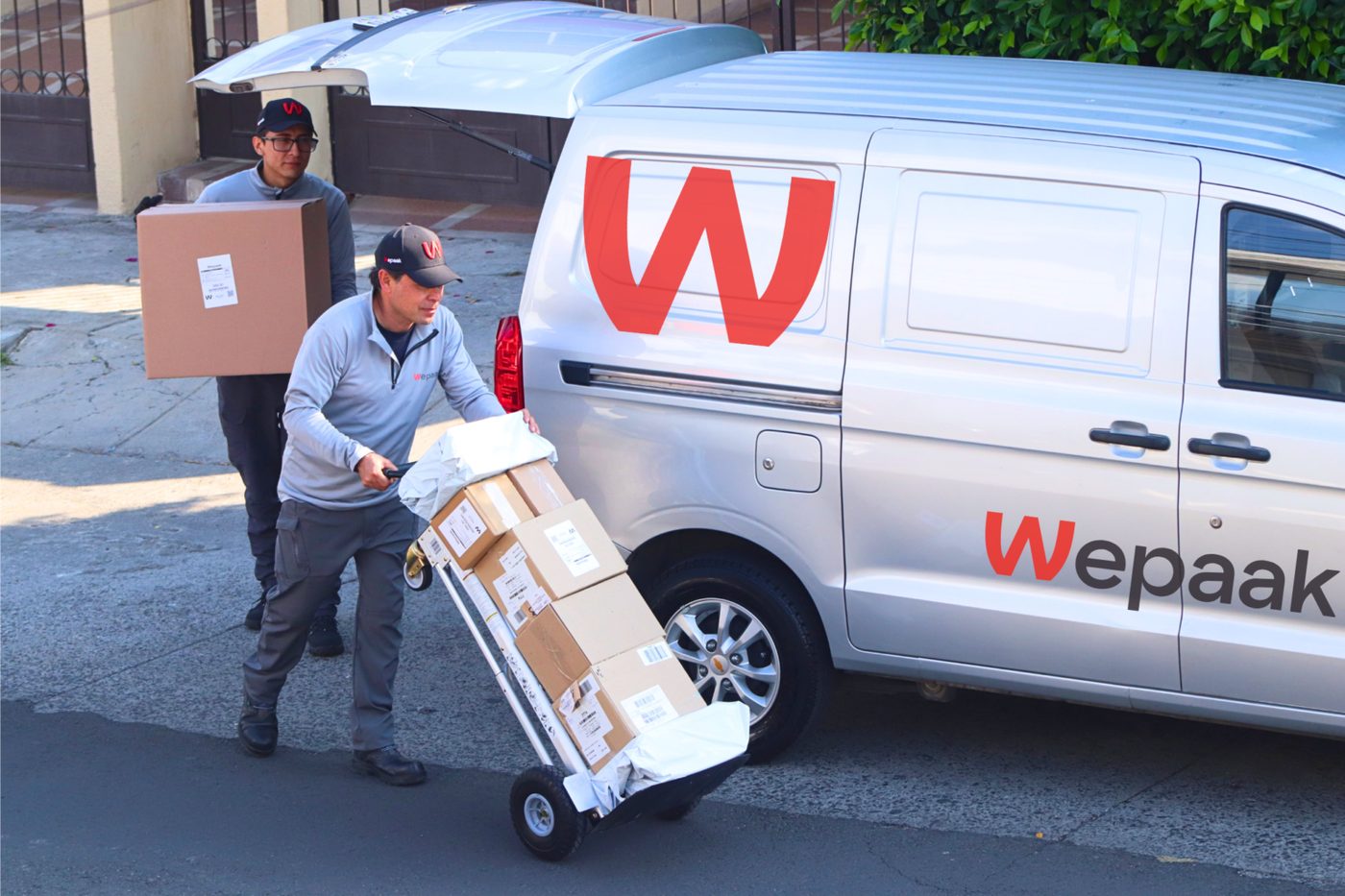 Flota propia de Wepaak para envíos locales en Guadalajara